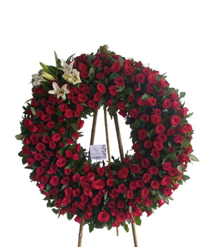 Funebre grande en rosas rojas - funebres en cali